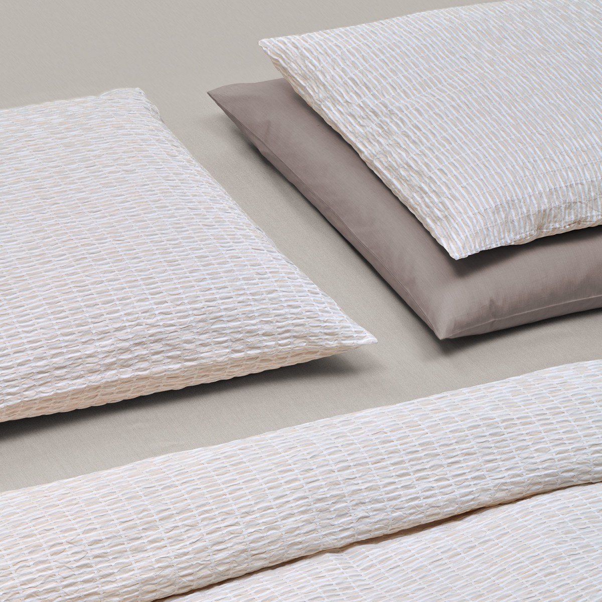 Christian Fischbacher Twist E40 Seersucker