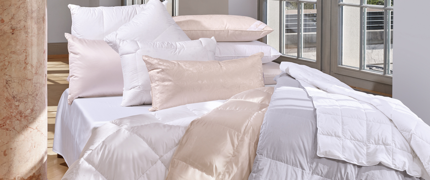 Fischbacher Queen leichte Ganzjahres Eiderdaunen Kassettendecke Seidenbezug